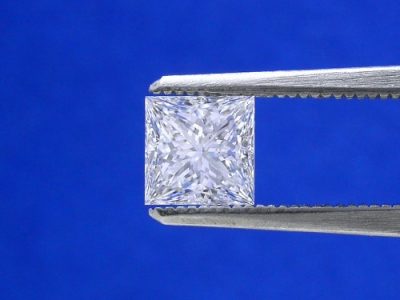 1.15-carat princess cut diamond with GIA graded E color and VS2 clarity