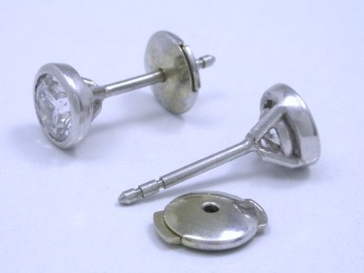 Special Offer: Round Cut 1.00 tcw E VVS2 Diamond Earrings | Diamond ...