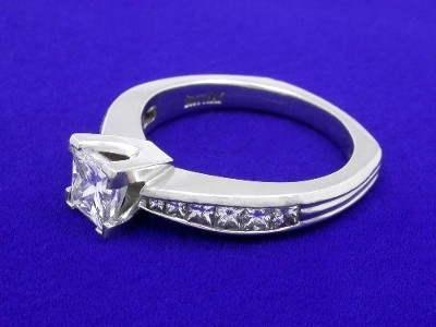 Special Offer: Princess Cut 1.01 E VS2 Diamond Ring | Diamond Source of ...