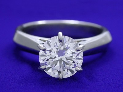 Round Diamond Ring: 1.39 carat in six-prong Cathedral style mounting ...